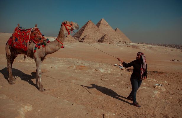 Cairo Layover Tours to Giza Pyramids & Islamic Cairo