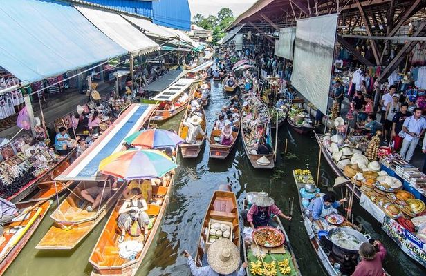Famous Floating Market Damnoen Saduak Day Tour with Private Guide from Hua Hin