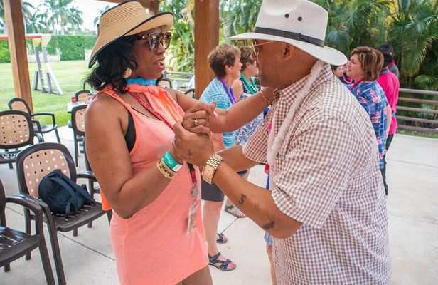 Shake It Up- Dance & Salsa Tequila Experience With Transfer