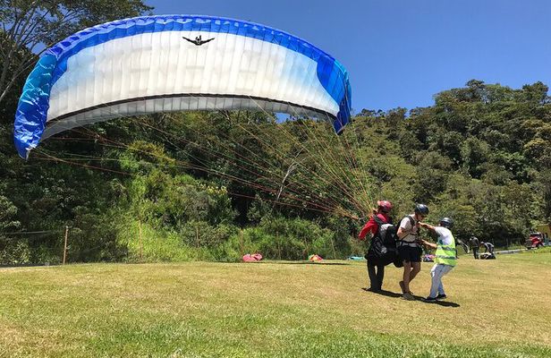 Private Paragliding Flight Medellin