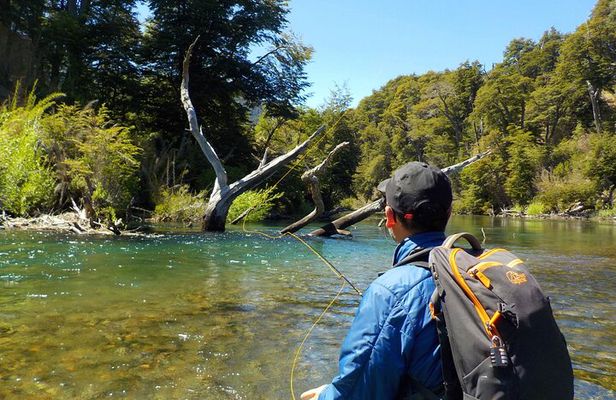 Half day: Initiation in fly fishing in Villa La Angostura