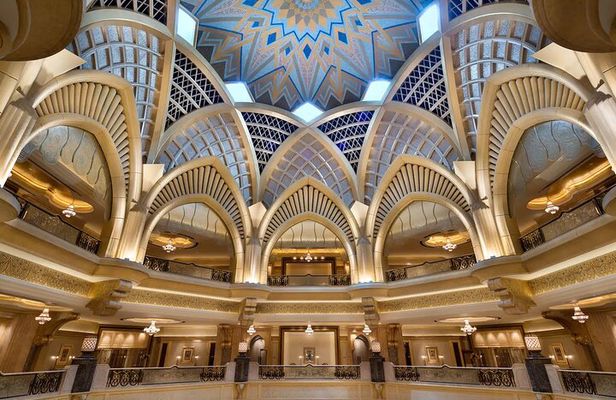 Private Abu Dhabi 5 Wonders Tour with Emirates Palace Lunch