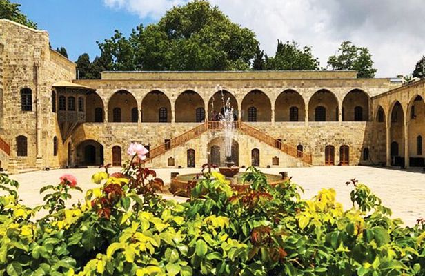 Private Full-Day Tour to Beiteddine, Deir El Qamar and Barouk Cedars from Beirut