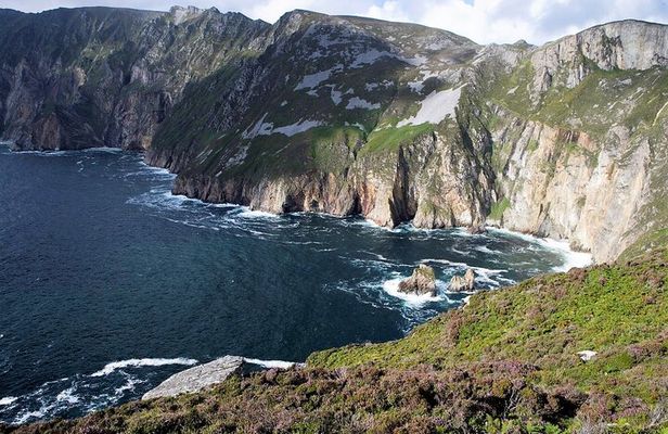 Slieve League cliffs cruise. Donegal. Guided. 1 ¾ hours.