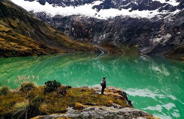 El Altar Volcano |Trekking | Yellow Lagoon | full day