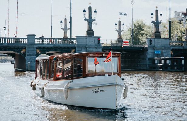 Private Canal Cruise in Amsterdam