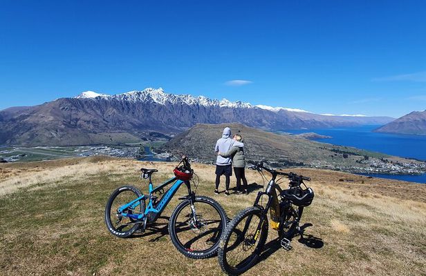 Guided eBike Tour 'Ride to the Sky'