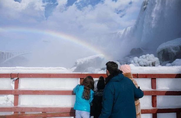 Niagara Falls Winter Wonderland USA Experience
