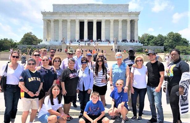 Cherry Blossoms and Monuments Tour with Optional Entry Tickets