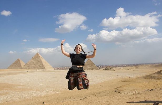 Pyramids of Giza, Saqqara & Dahshur Pyramid Tour