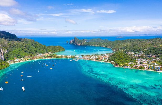 Discover Maya Bay at Dawn: Avoid the Phi Phi Crowds