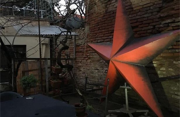 The Communist Daytrip around Tirana