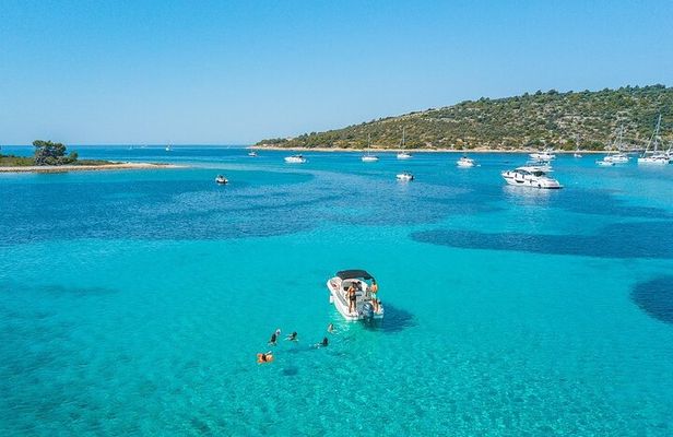 Adriatica Tour ( Blue Lagoon and Solta) from Trogir or Split
