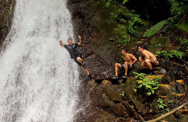 10 Hidden Waterfalls With Local Cuisine