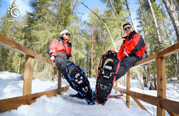 Snowshoeing in Lapland Wilderness 