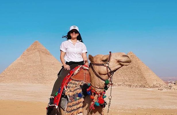 Private Tour to Giza Pyramids and Sphinx
