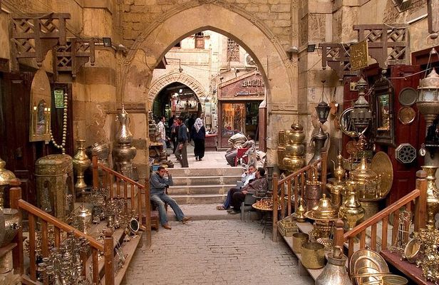 4-Hour Private Guided Old Cairo and Khan el Khalili Bazaar Tour