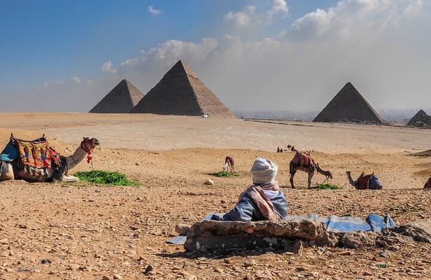 Private Giza Pyramids and Egyptian Museum Tours