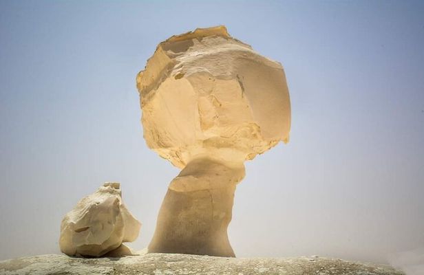 White & Black Desert tour 2 Days 1 night camping from Cairo.