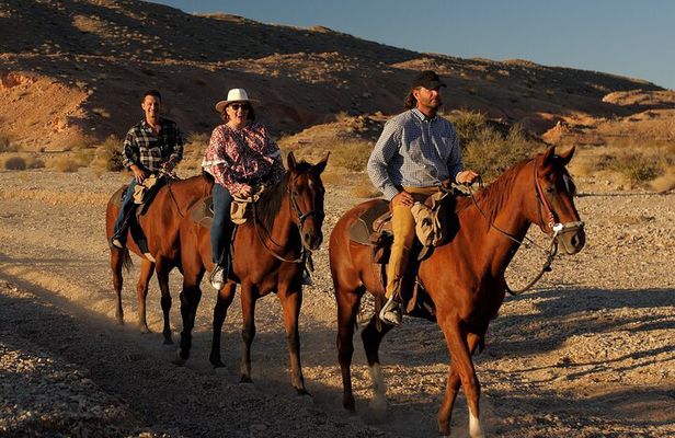 Horseback Riding with Breakfast in Las Vegas 