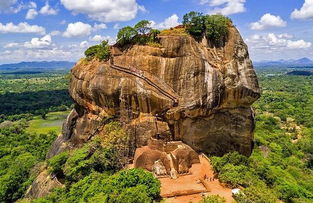 Sri Lanka Private Tour 12 days-Driver/vehicle/accommodation H/B