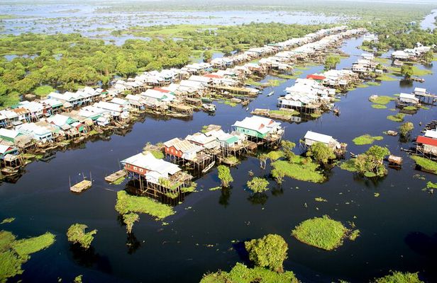 Kompong Phluk with Two Villages cruise tour from Siem Riep