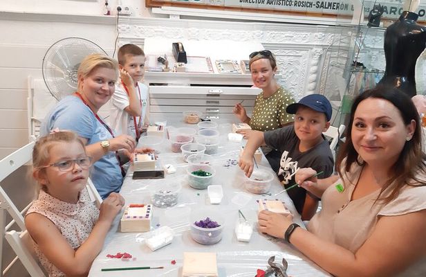 Gaudi Mosaic Workshop for children in Barcelona
