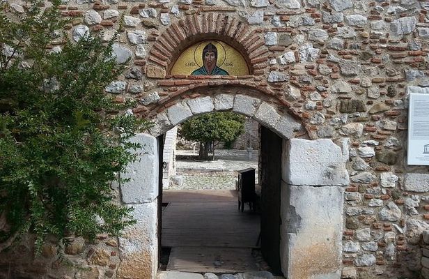 2-Day Private Tour to Delphi and Meteora from Athens