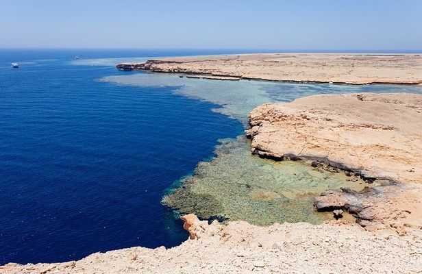 Ras Mohamed Nature Reserve Snorkeling Tour w/ White Island by Yacht