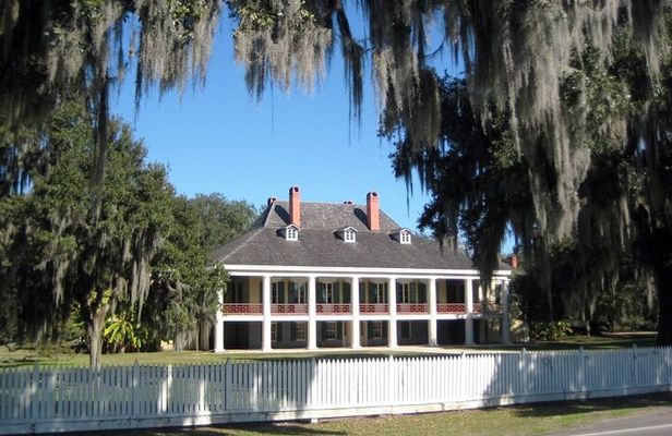 Combination Private Citywide Driving Tour featuring Destrehan Plantation