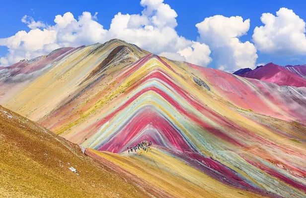 Full day: Trek to Rainbow Mountain from Cusco