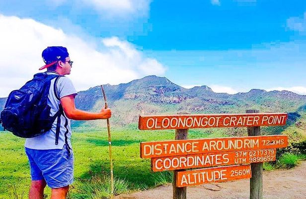 Mount Longonot Full-Day Hiking and Trekking Trip from Nairobi