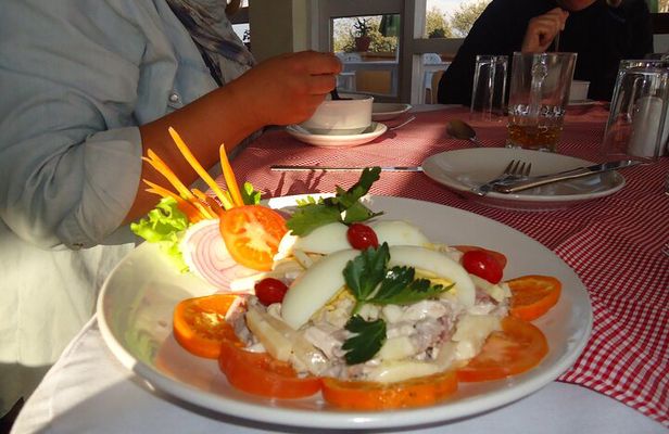 Nagarkot Full-Day Hiking Tour from Kathmandu