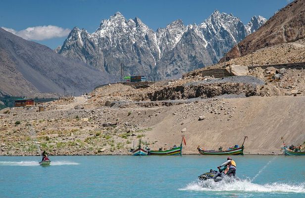9-Day Karakoram Valley's Tour