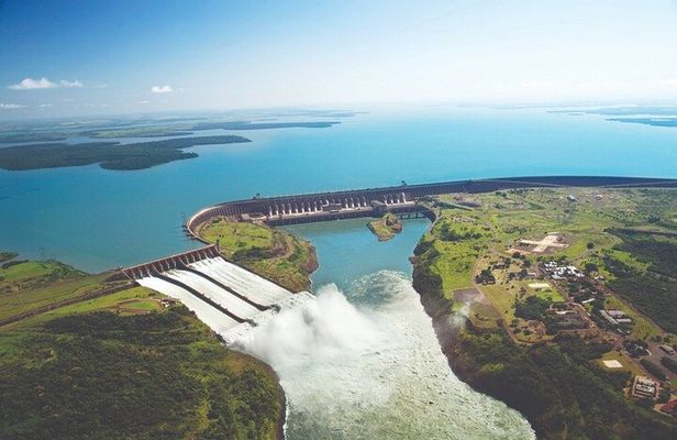 Half-Day Private Itaipu Dam and Biological Refuge Tour