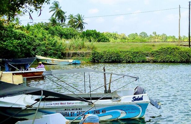 Koggala Lake Boat Tour