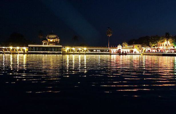 Night Heritage walk " Travel with Chinmay " - with Refreshments.