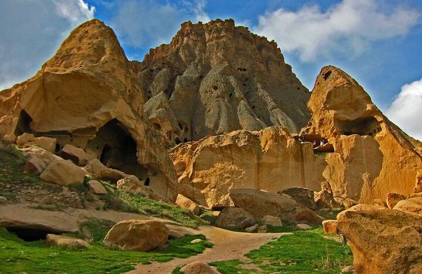 Full-Day Private Ihlara Valley Hiking Adventure
