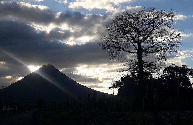 Arenal Volcano And La Fortuna Waterfall Tour