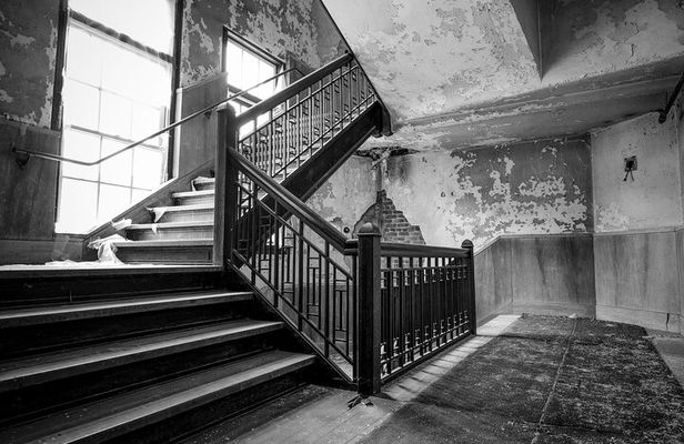 Ultimate Queen City is Haunted Tour