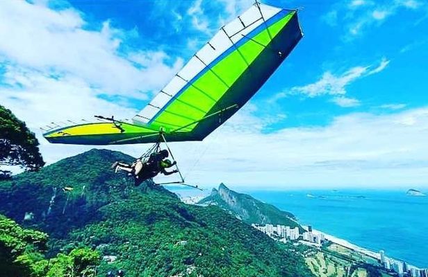 Hang Gliding in Rio de Janeiro with Hotel Pick-up and Drop-off