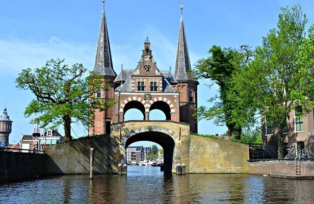 e-Scavenger hunt Sneek: Explore the city at your own pace