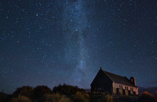 Mt Cook & Lake Tekapo 2-Day Small Group Tour from Queenstown