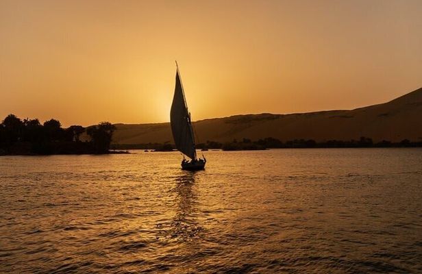 Private Karnak Temple Tour by Felucca from Luxor