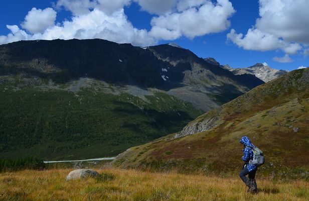 Mongolia Trekking Tour in the Altai Tavan Bogd National Park