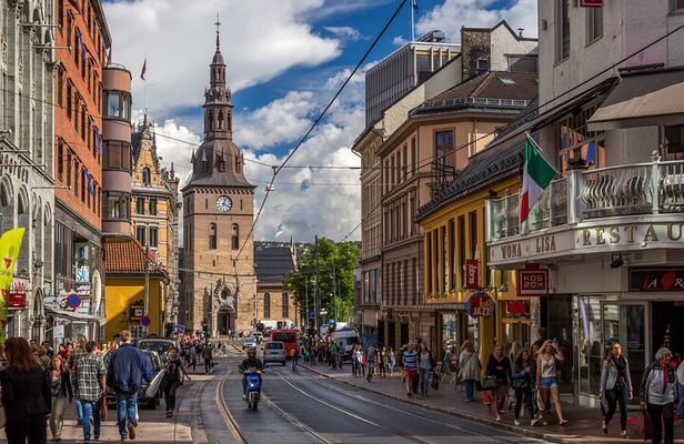 The Essential Oslo Private Walking Tour
