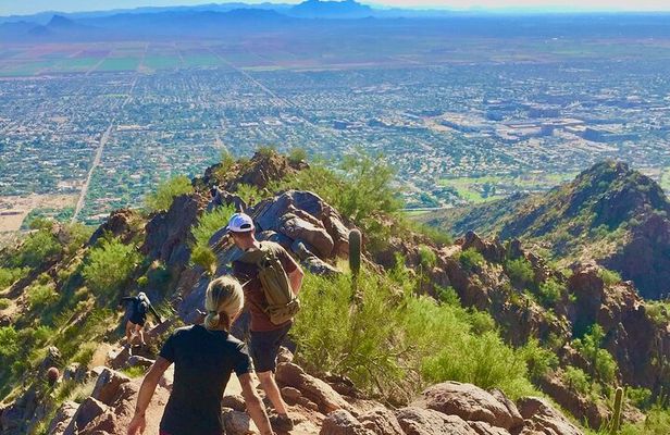 Epic Camelback Mountain Guided Hiking Adventure in Phoenix, Arizona