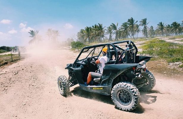 AWD Polaris 2 pax max- Adrenaline Adventure