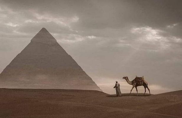 Giza Pyramids, Sphinx, Sakkara, Memphis Full Day Tour