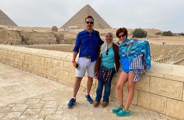  All Inclusive Full-Day Tour to Pyramids, Museum, mosque and Felucca